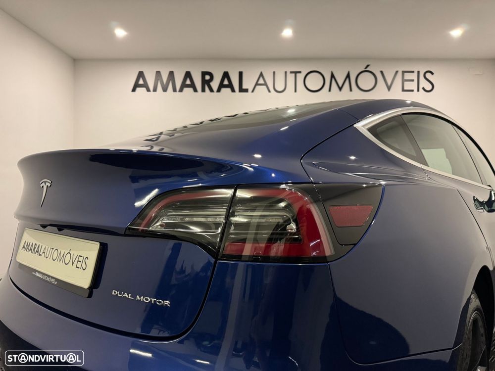 Tesla Model 3 Long-Range Dual Motor AWD - 25