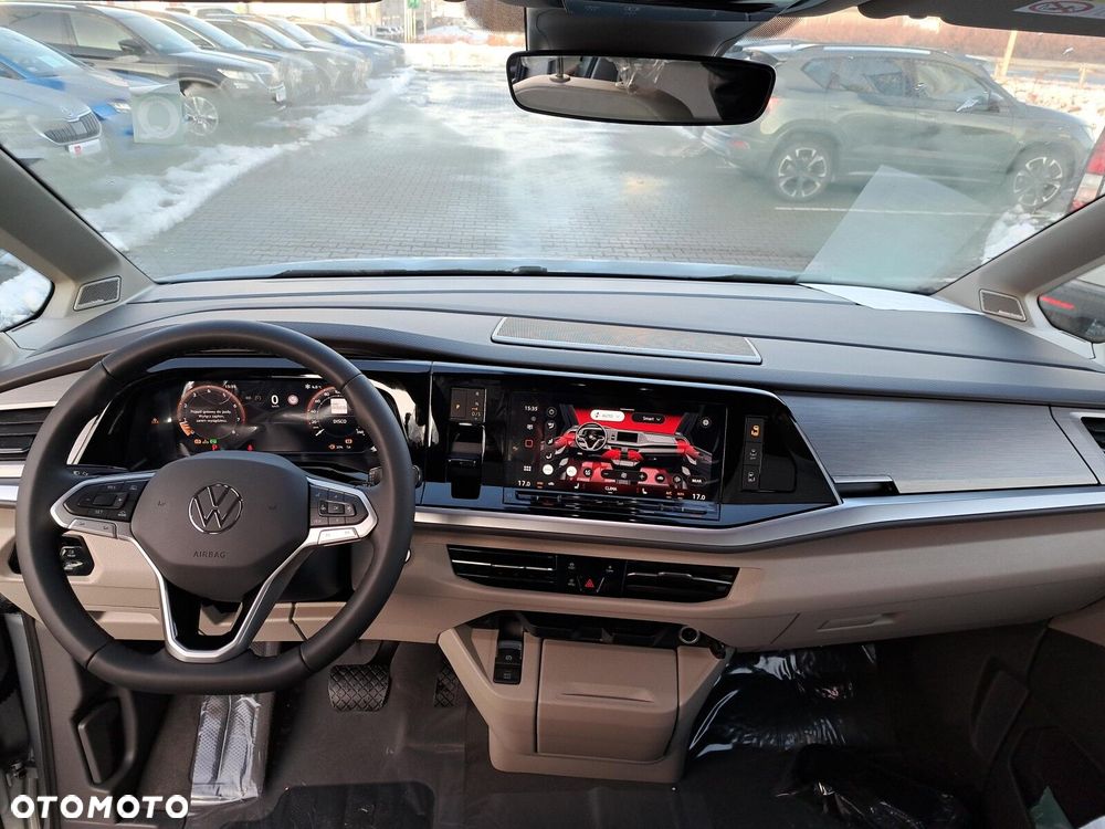 Volkswagen Multivan - 18