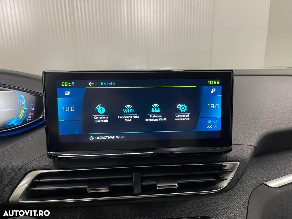 Peugeot 3008 Hybrid 225 e-EAT8 Roadtrip - 24