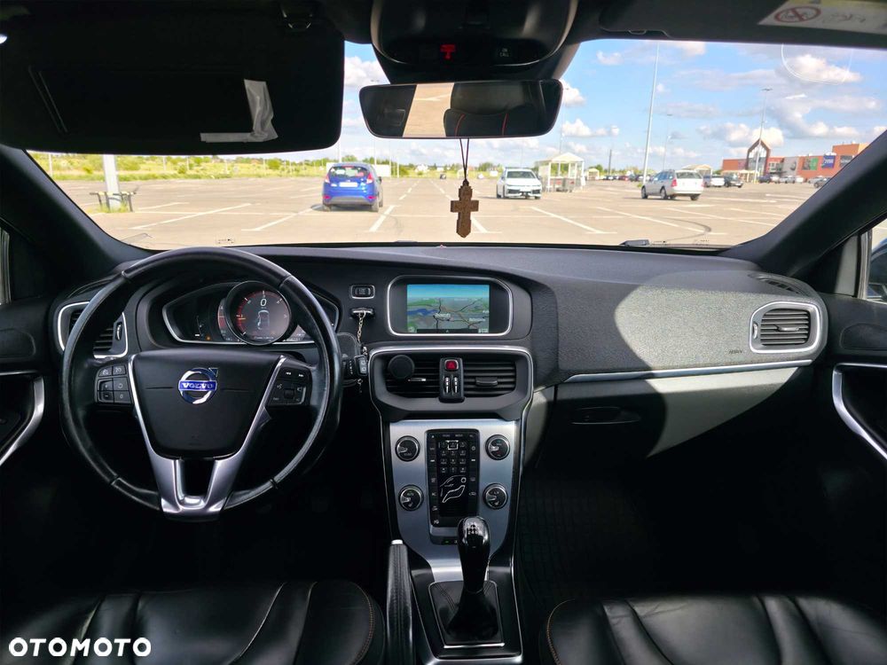 Volvo V40 2015 photo 5