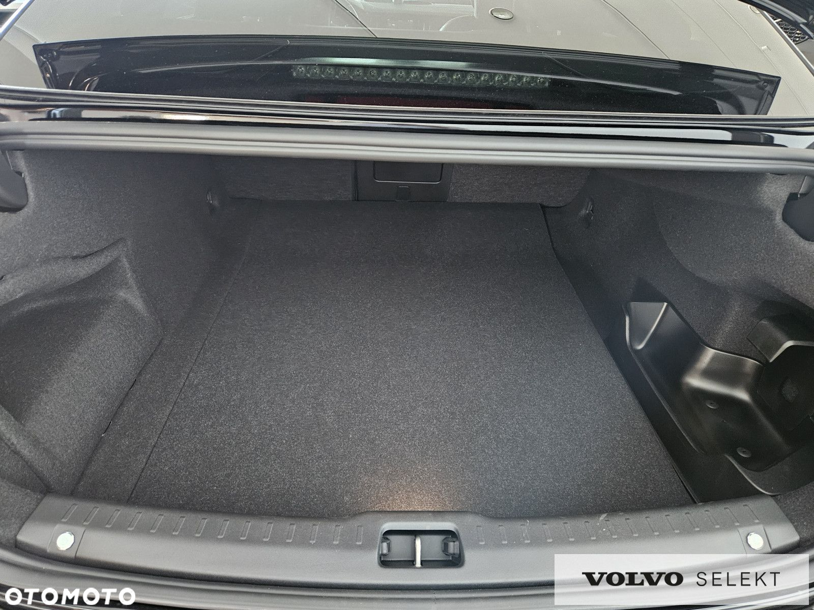Volvo S90 - 33