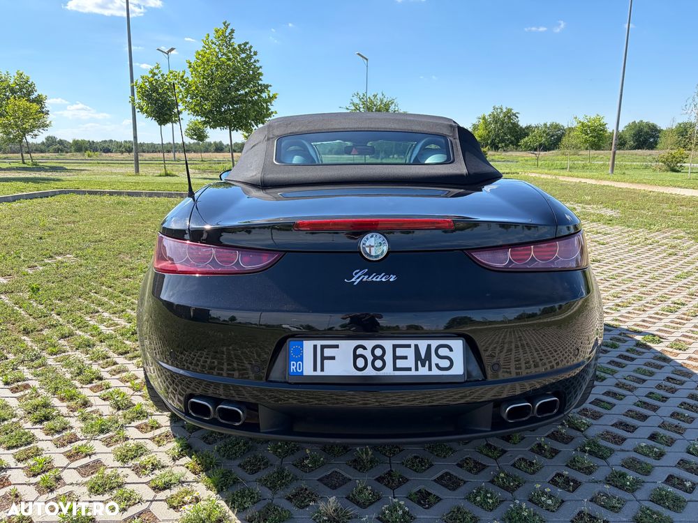 Alfa Romeo Spider 2.4 JTDM 20V DPF Aut. Italia Independent - 6