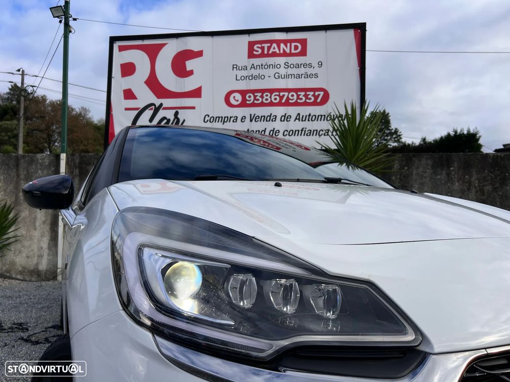 DS DS3 PureTech 110 Start & Stop SoChic - 2