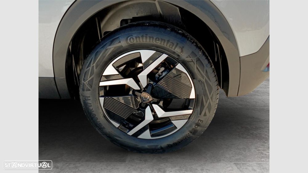 Peugeot 2008 1.2 Hybrid Allure e-DCS6 - 11