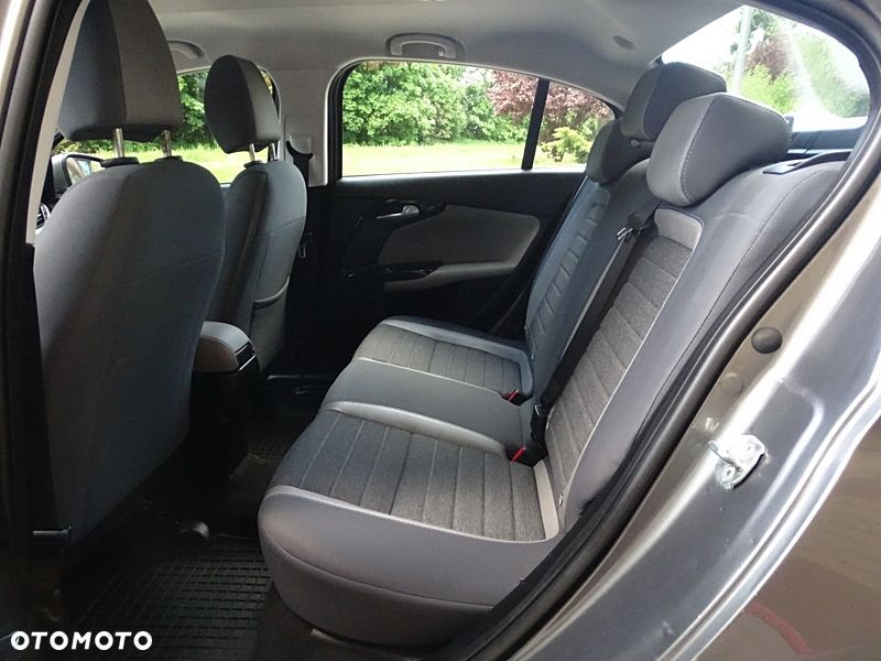 Fiat Tipo 1.4 T-Jet 16v Lounge EU6d - 17