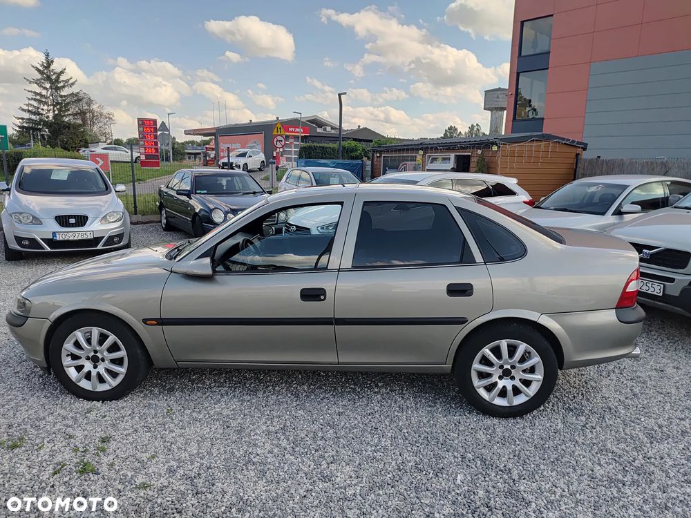 Opel Vectra 1.6 GLS - 2