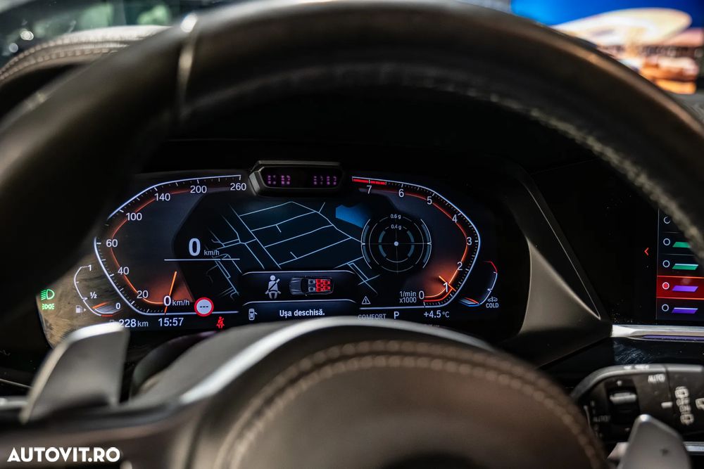 BMW X5 xDrive40i - 28