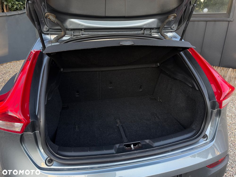 Volvo V40 Cross Country D2 Geartronic Linje You - 22