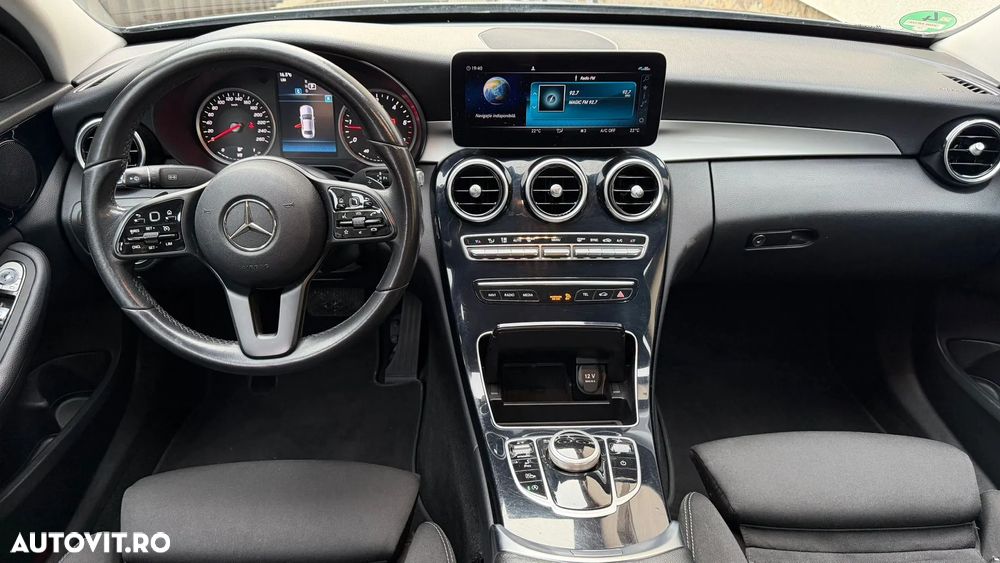 Mercedes-Benz C - 7