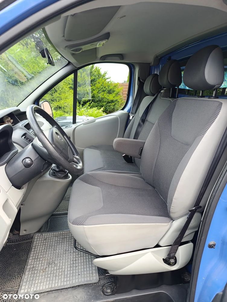 Opel Vivaro - 9