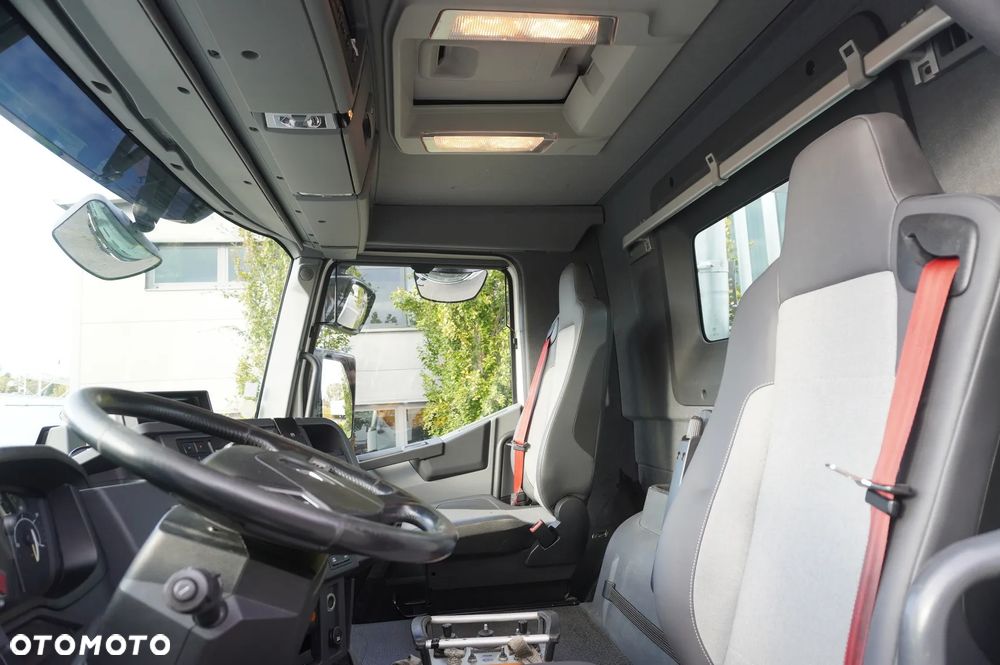 Renault C380 Comfort 6x4 / HDS Atlas 172.3E / Zasięg 12.3 m / Udźwig 6.1 t / Burtowy 17 EPAL - 22