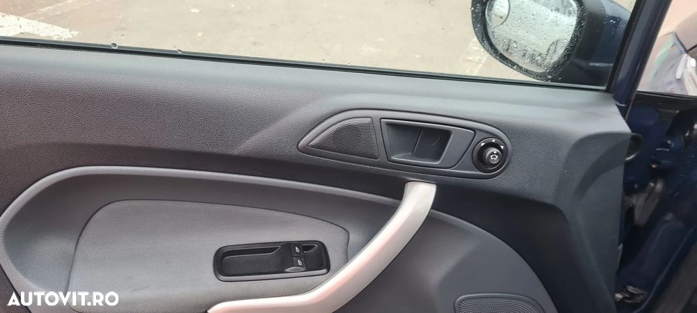 Ford Fiesta 1.6 TDCI Titanium - 4