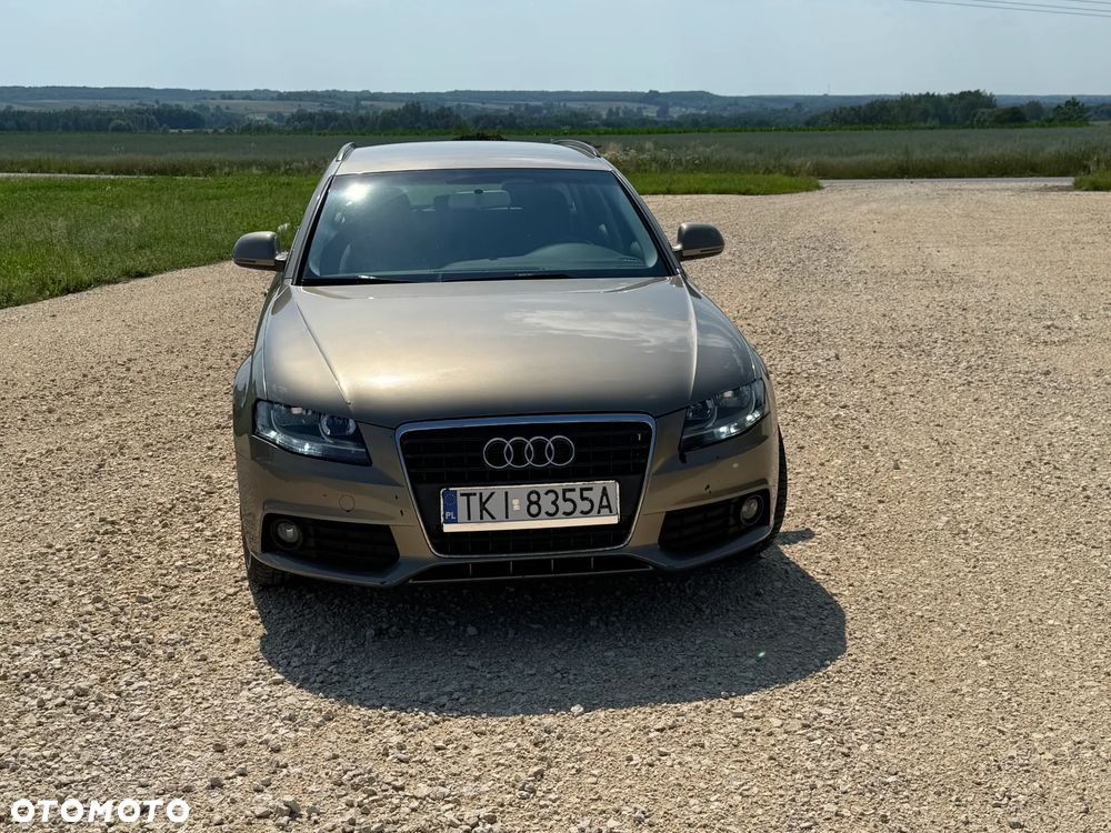 Audi A4 Avant 2.0 TDI - 11