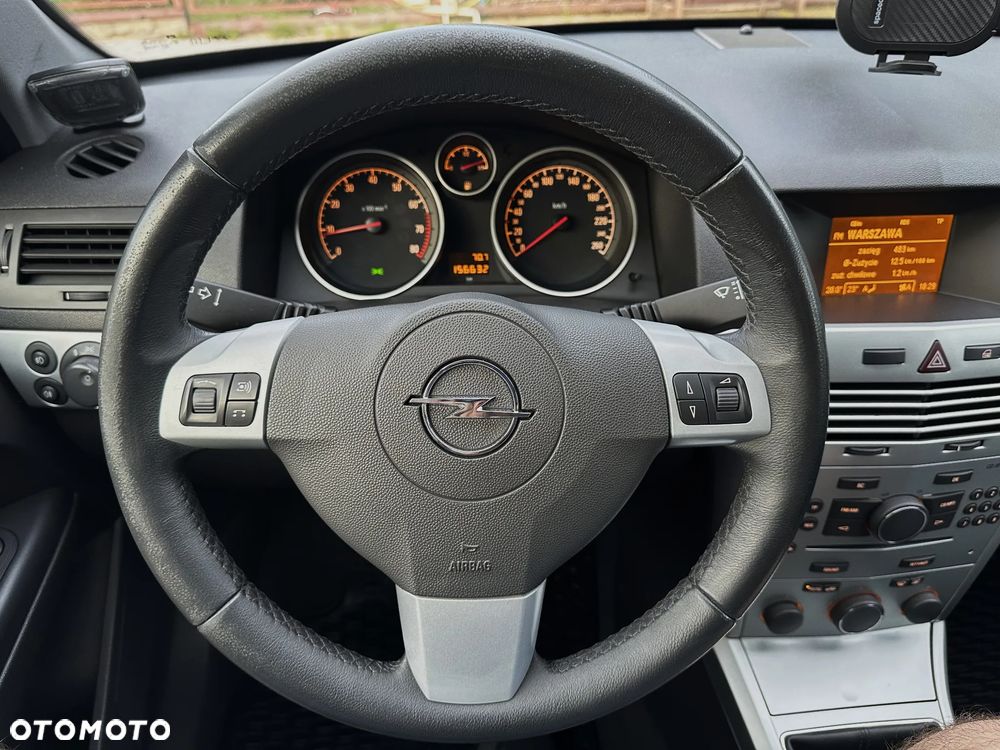 Opel Astra 1.6 Enjoy - 12