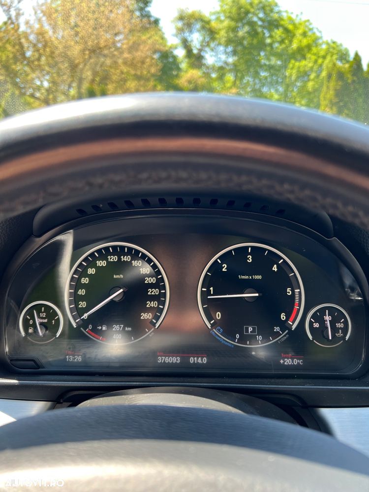 BMW Seria 5 525d xDrive Sport-Aut. - 21
