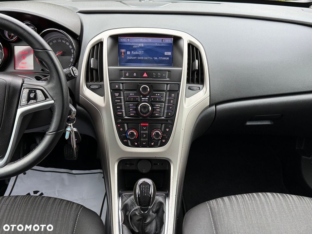 Opel Astra 1.7 CDTI DPF Active - 22