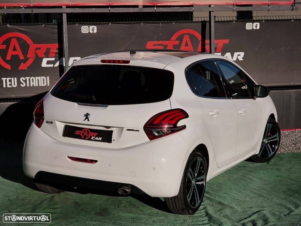 Peugeot 208 1.6 BlueHDi GT Line - 28