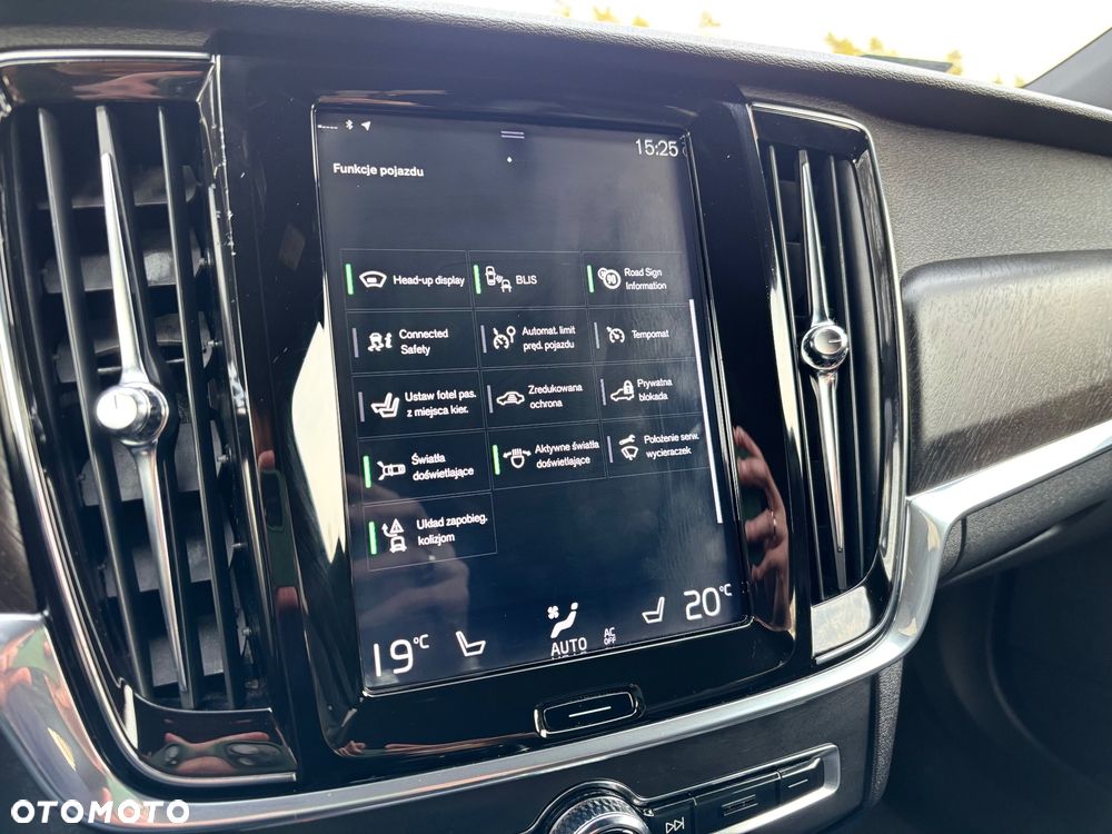 Volvo V90 Cross Country T5 AWD Pro - 38