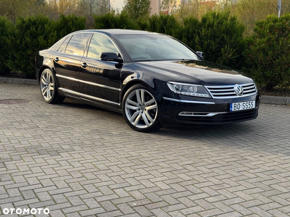 Volkswagen Phaeton 2012 photo 2