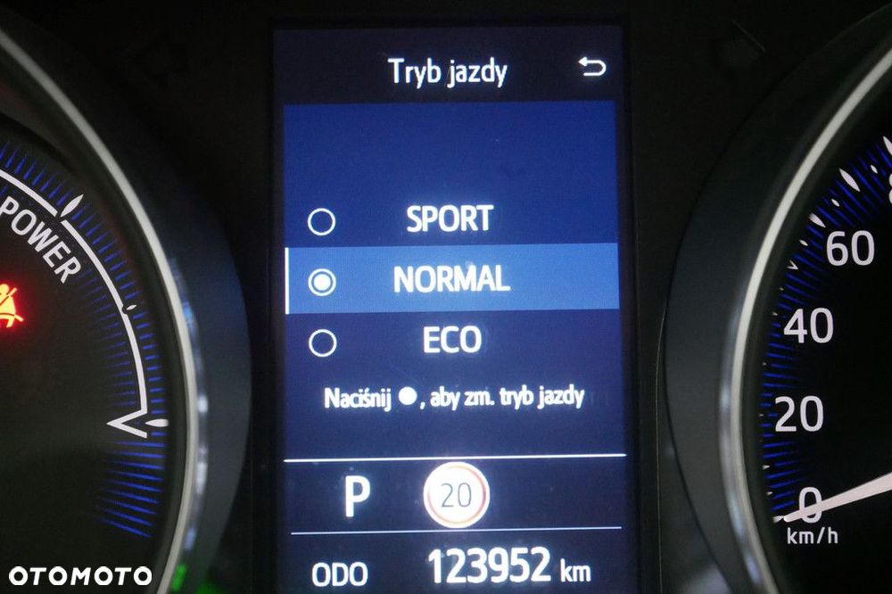 Toyota C-HR - 21