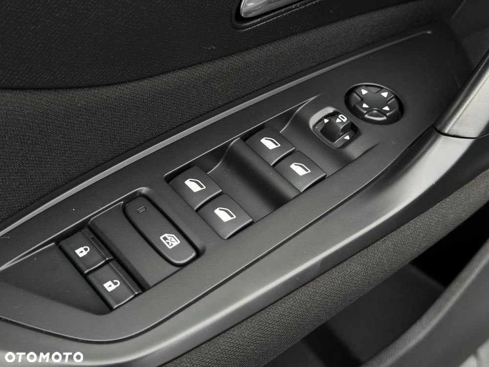 Peugeot 308 1.5 BlueHDi Allure S&S - 13
