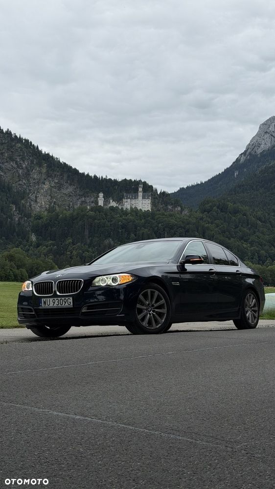 BMW Seria 5 525d xDrive - 1