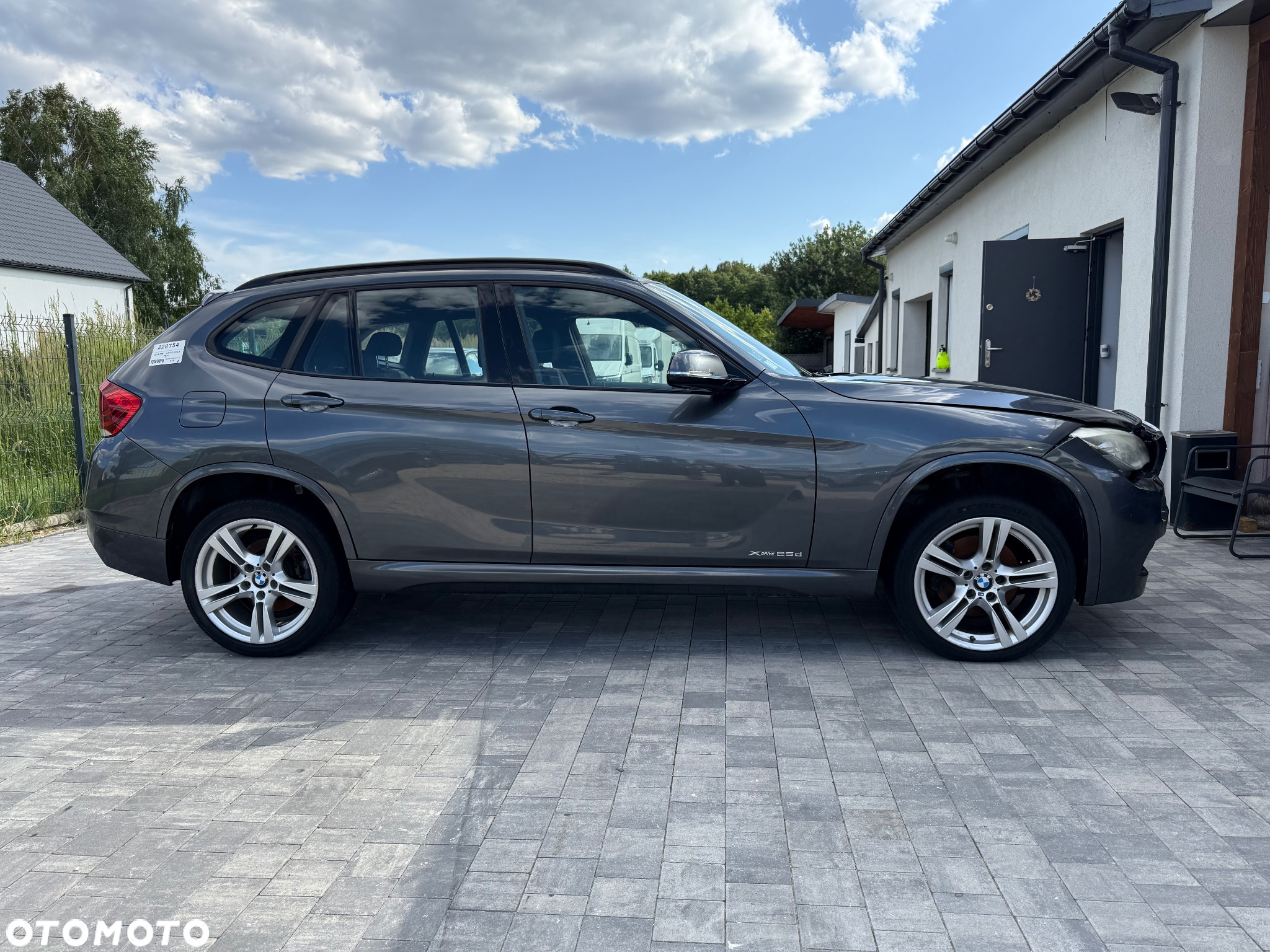 BMW X1 - 4