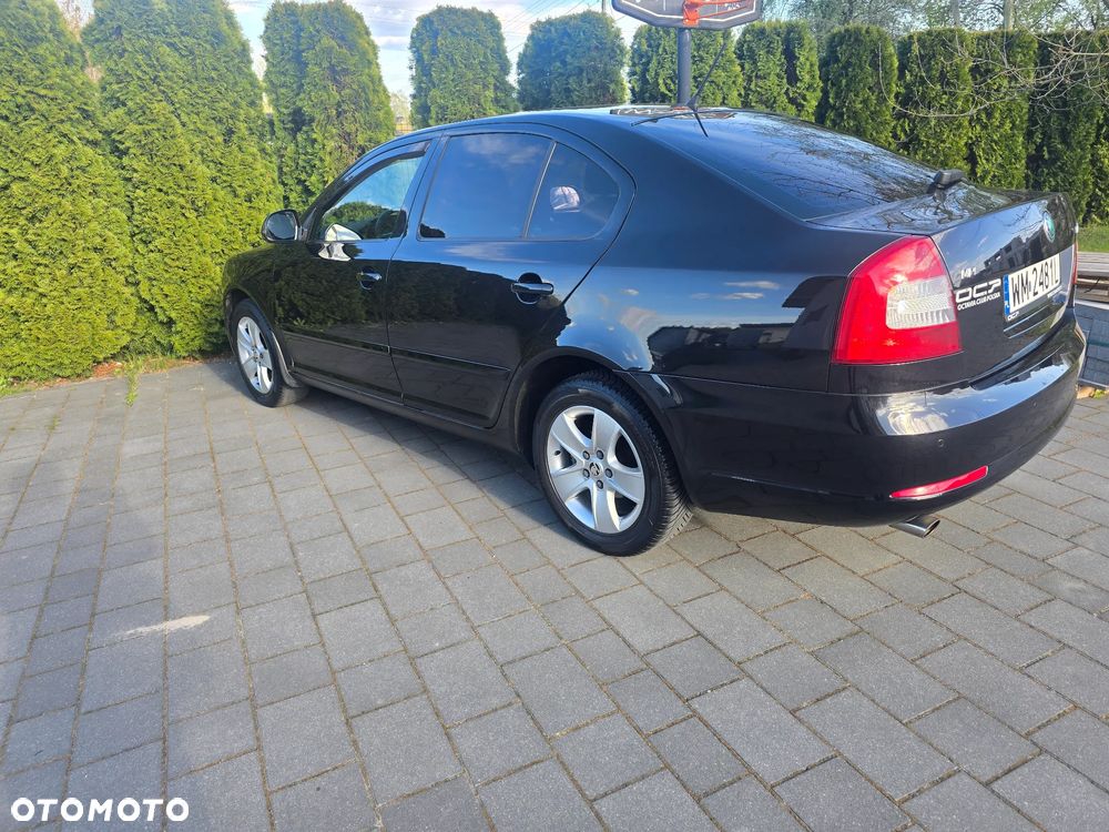 Skoda Octavia 1.6 Ambiente - 1