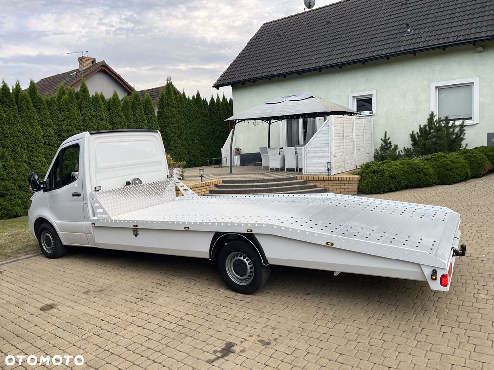 Mercedes-Benz Sprinter - 3