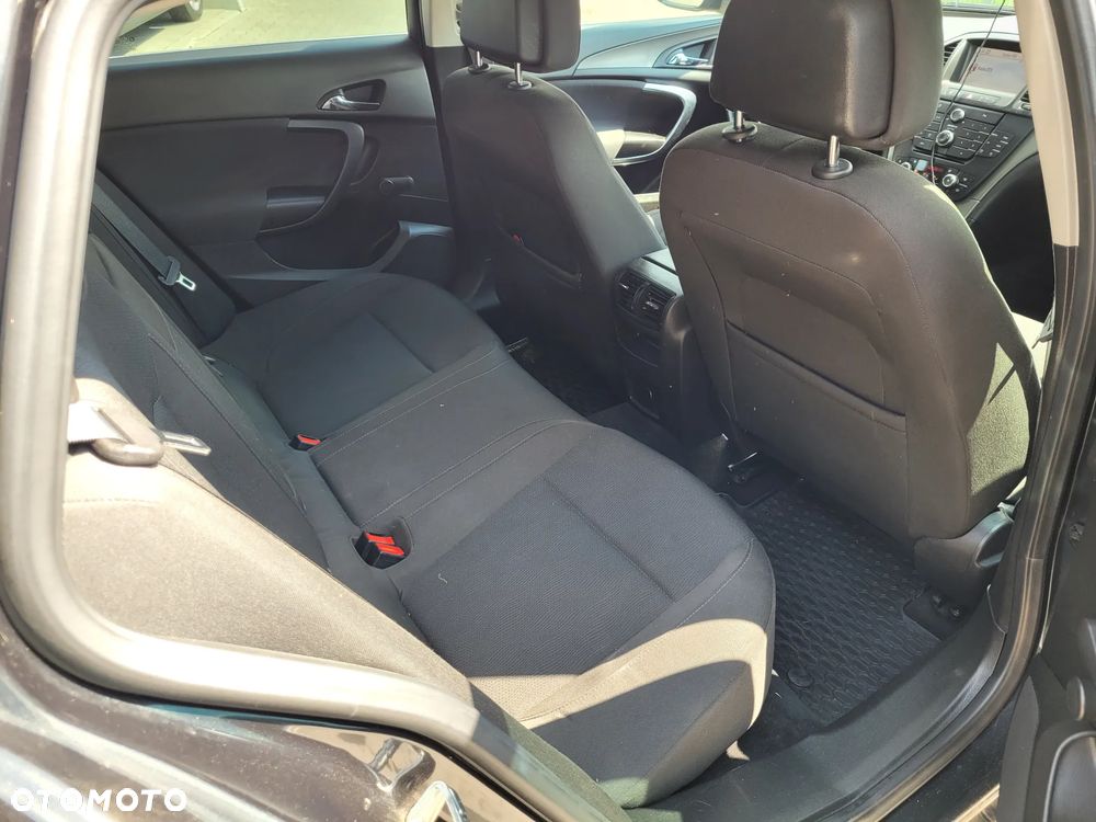 Opel Insignia - 15