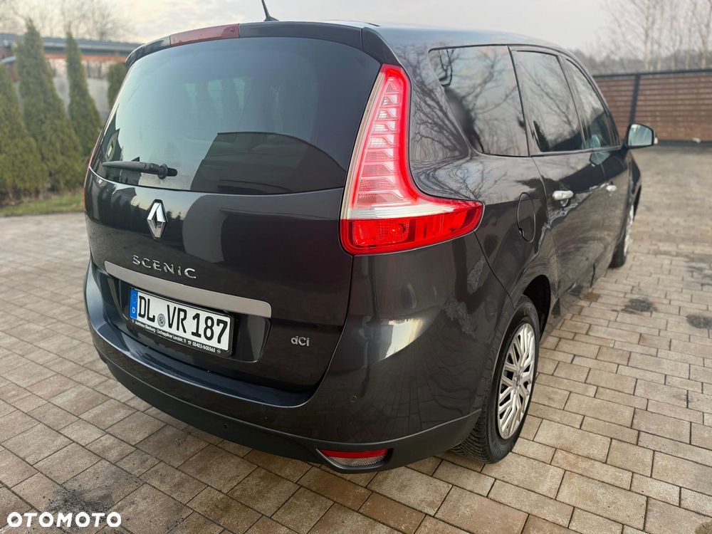 Renault Scenic - 31