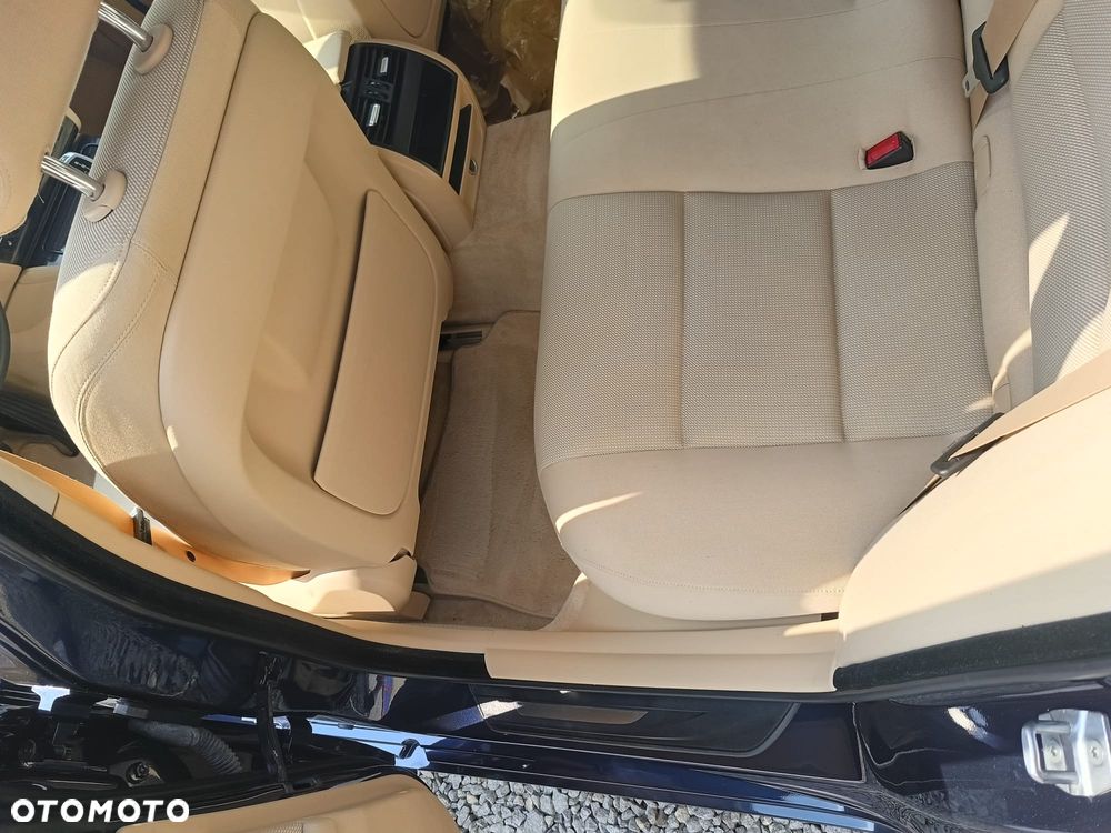BMW Seria 5 520d Luxury Line - 16