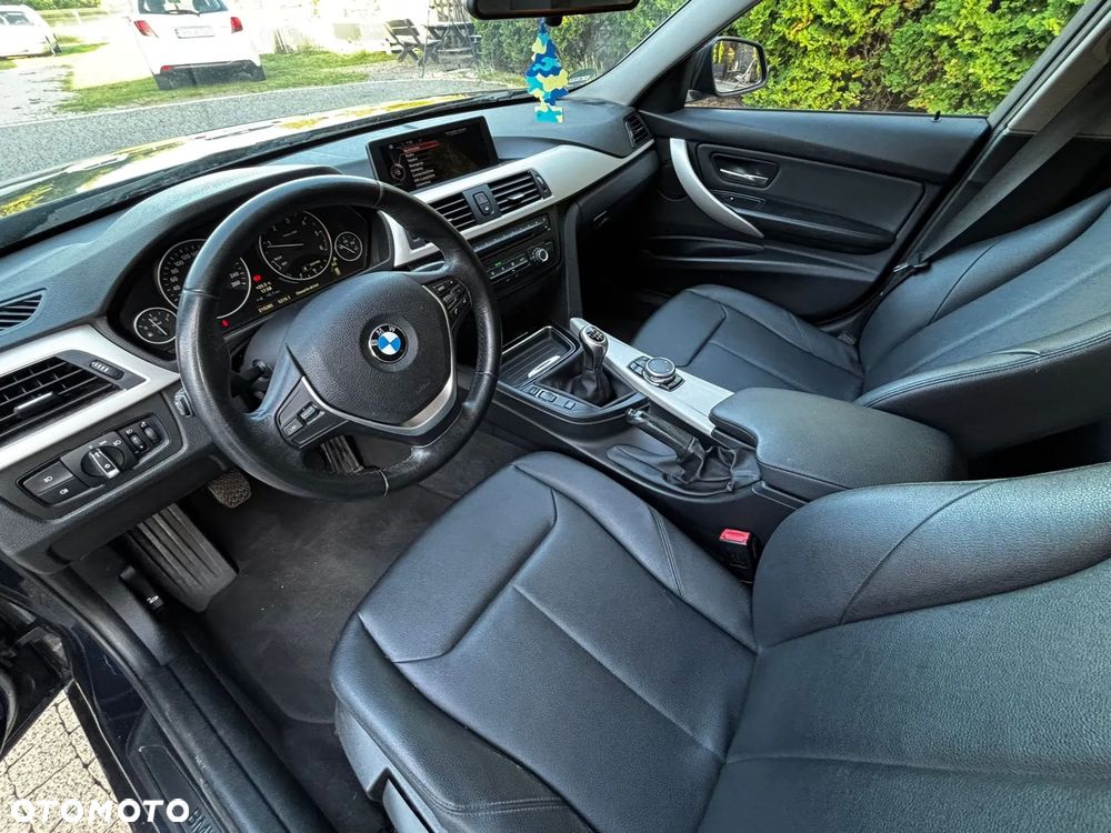 BMW Seria 3 320d Efficient Dynamics - 15