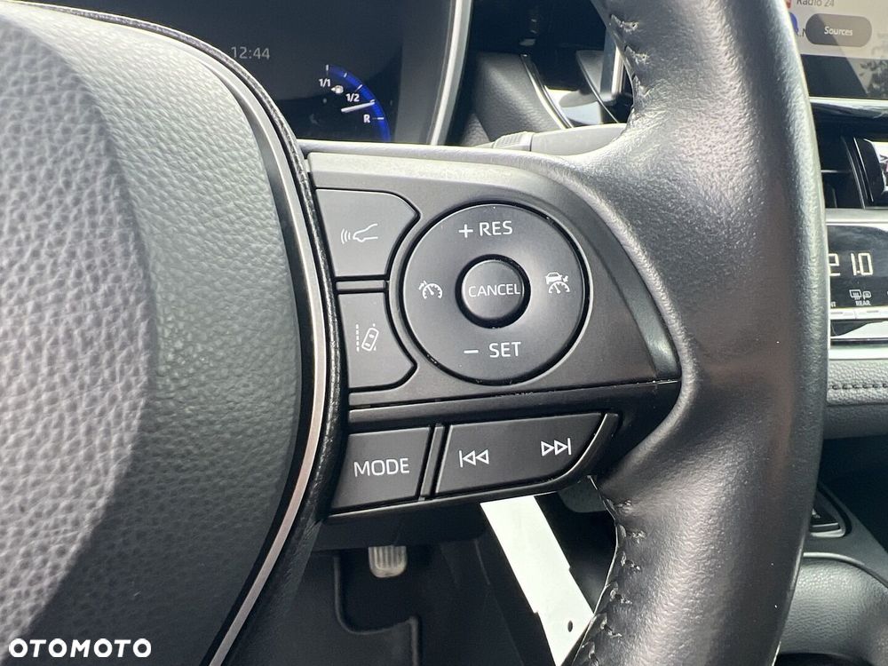 Toyota Corolla - 13