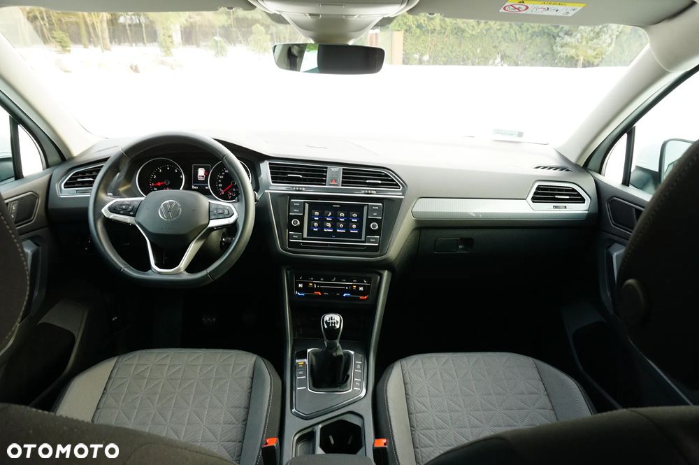 Volkswagen Tiguan 1.5 TSI EVO Life - 25