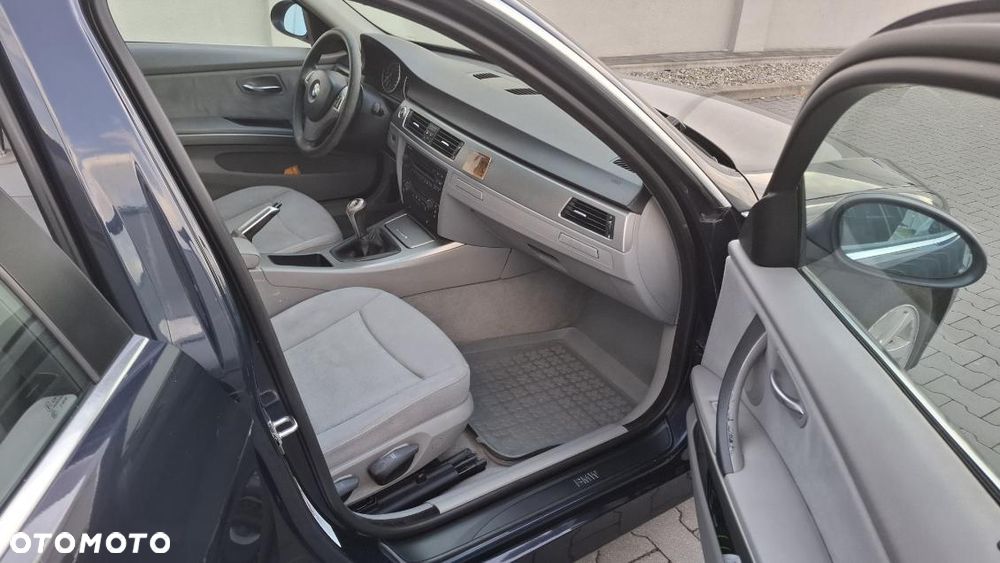 BMW Seria 3 - 8