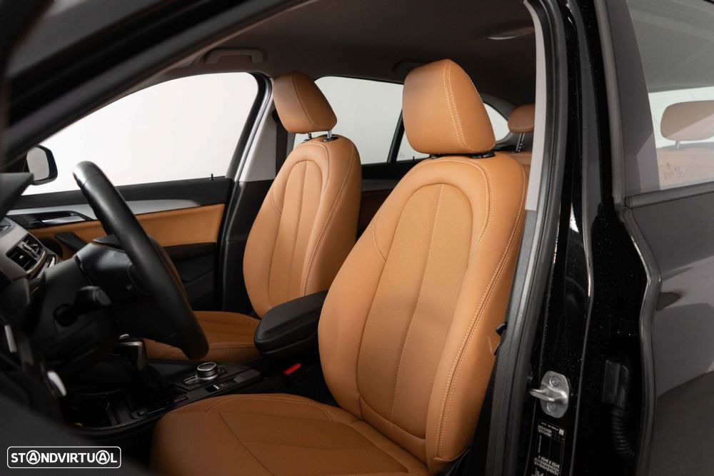 BMW X1 25 e xDrive Corporate Edition - 9