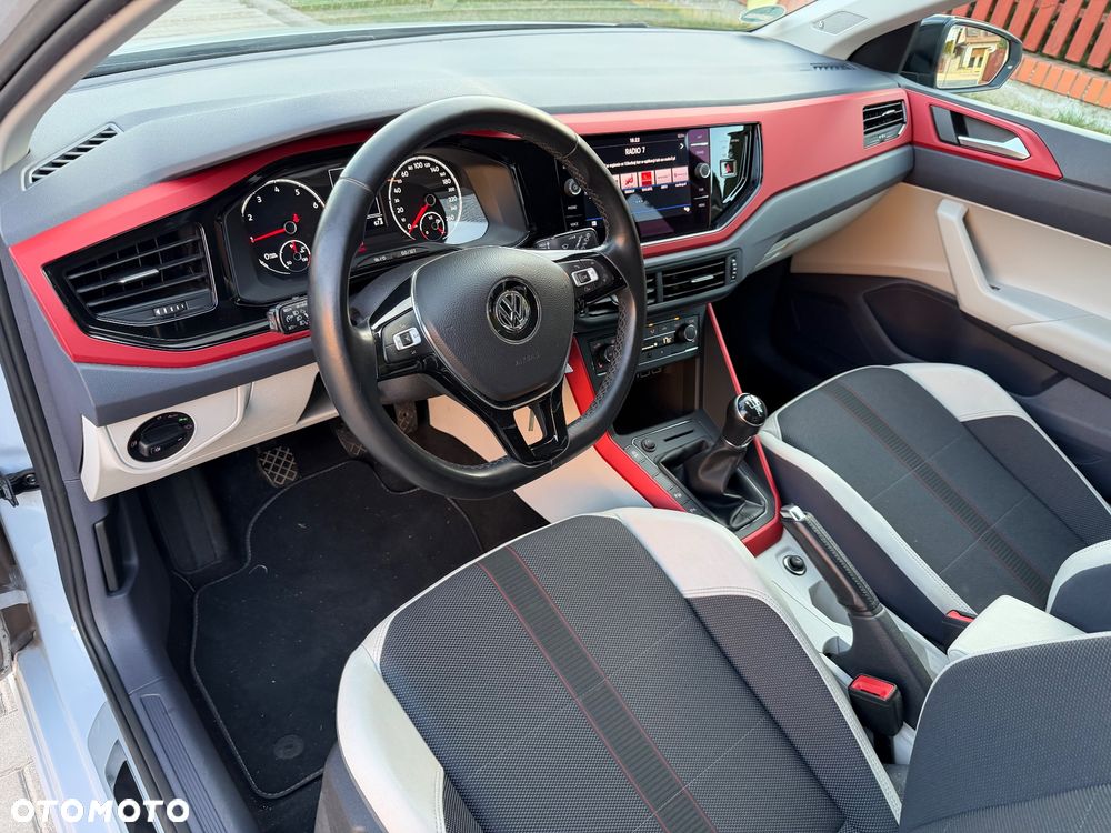 Volkswagen Polo - 23