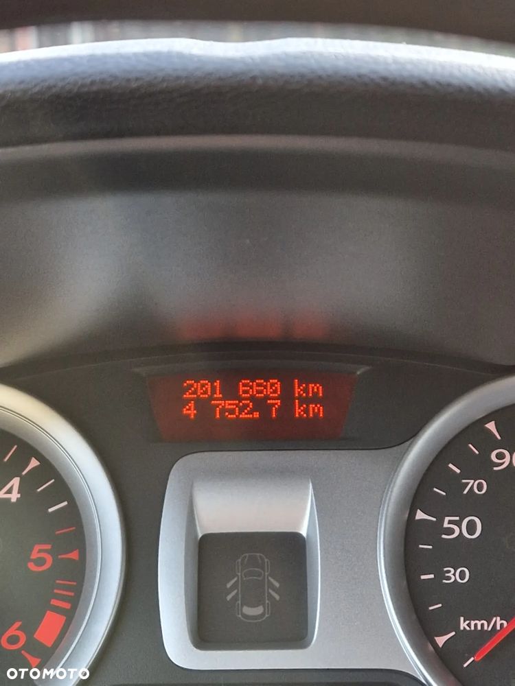 Renault Clio 1.5 dCi Authentique - 12