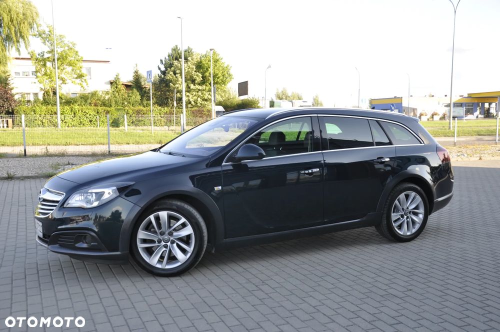 Opel Insignia 2.0 ECOTEC DI Turbo 4x4 Business Innovation - 3