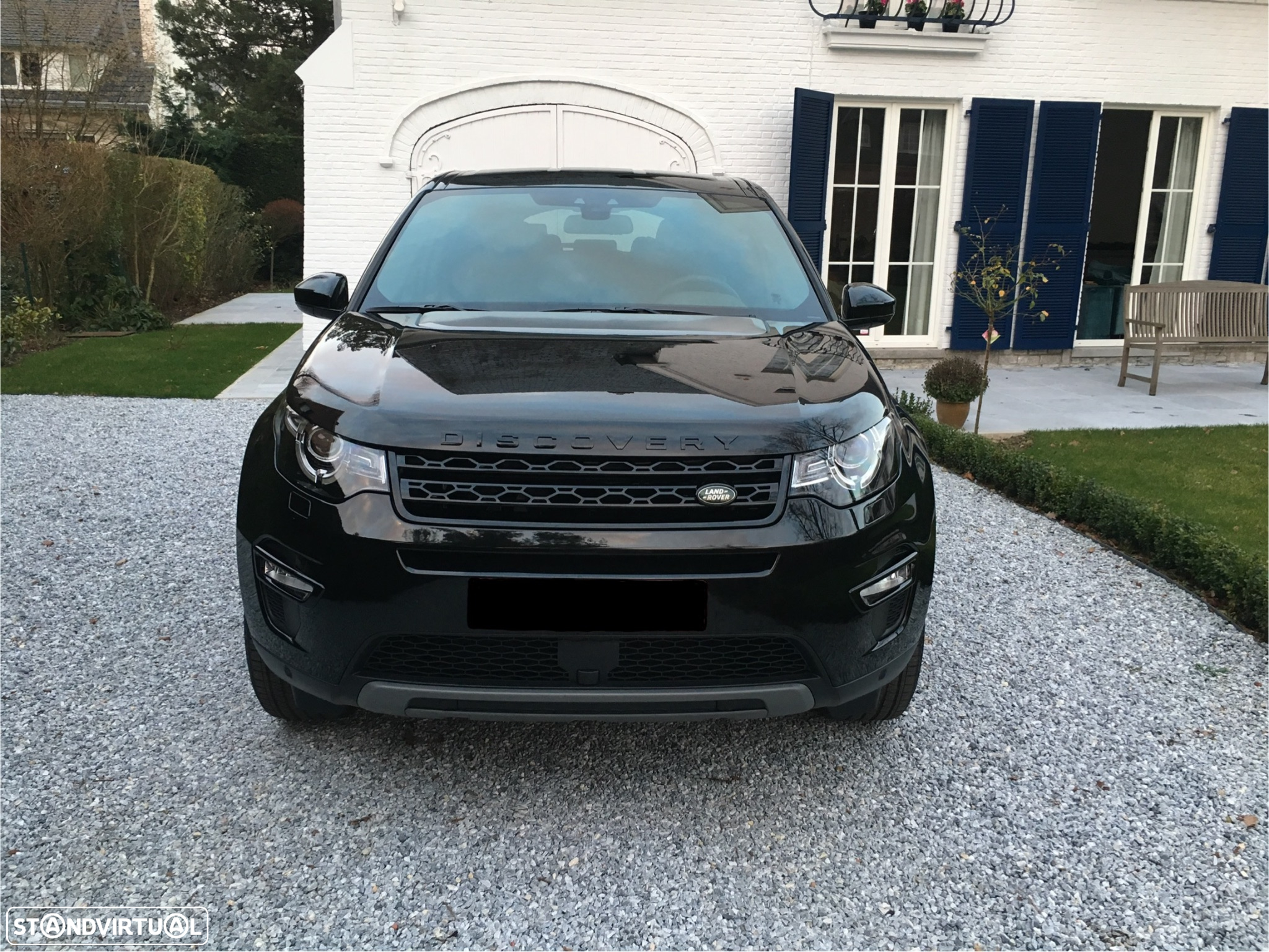 Land Rover Discovery Sport 2.0 TD4 HSE Luxury 7L Auto - 6