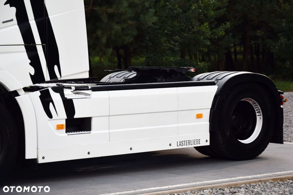 Volvo FH 500 Globetrotter XL - 11