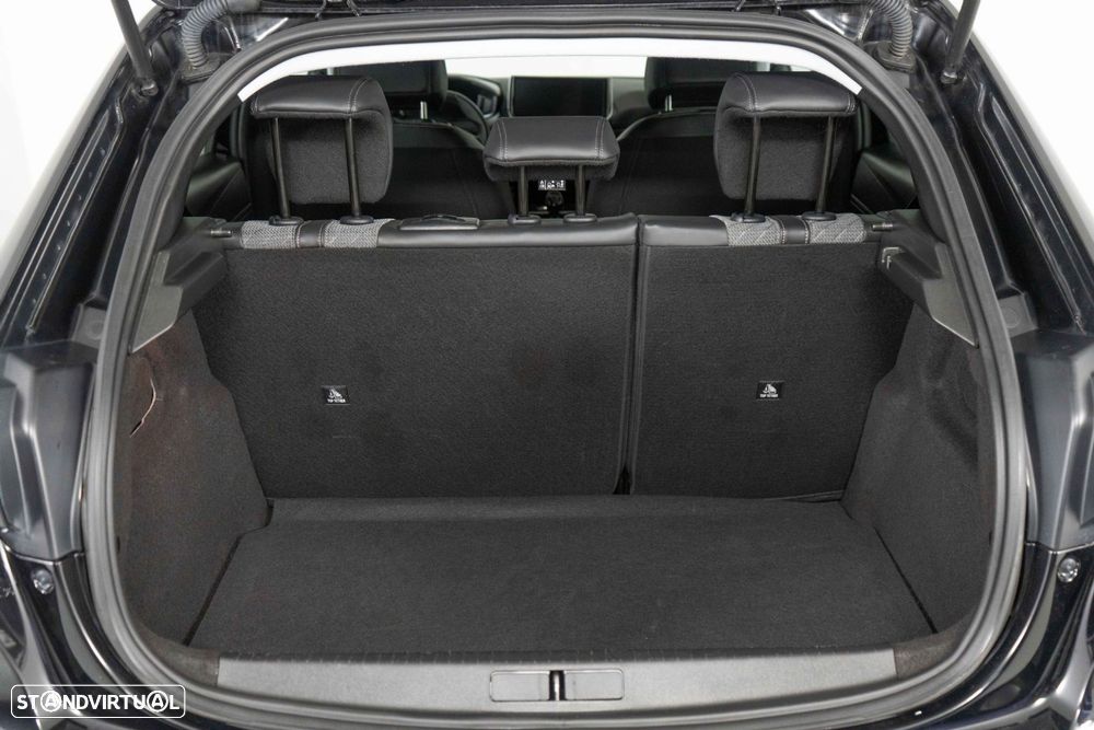 Peugeot 208 1.2 PureTech Allure - 12