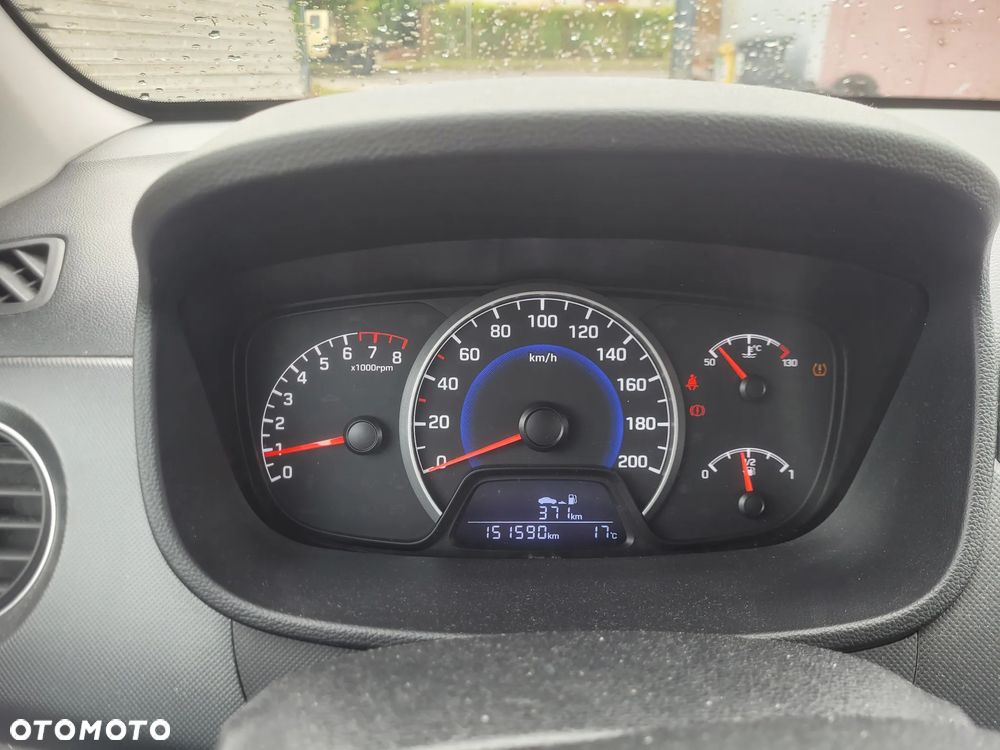 Hyundai i10 1.0 YES Gold - 24