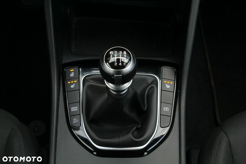 Hyundai Tucson 1.6 T-GDi Modern 2WD - 19