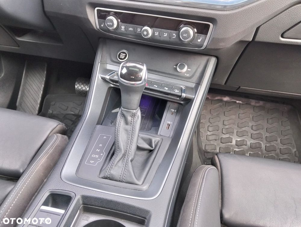 Audi Q3 45 TFSI Quattro S Line S tronic - 11