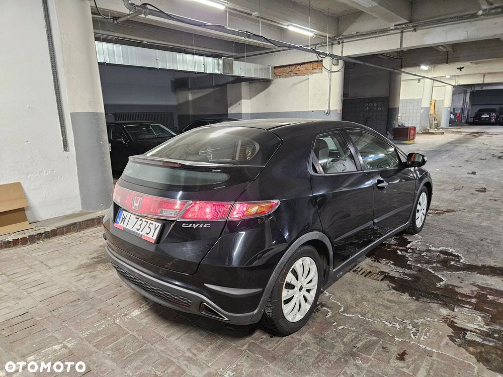 Honda Civic 1.8 Executive - 6