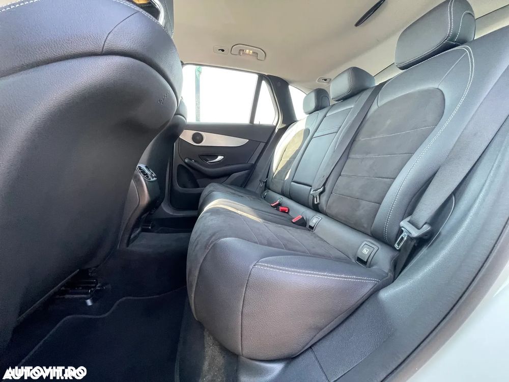 Mercedes-Benz GLC 220 d 4MATIC 9G-TRONIC - 10