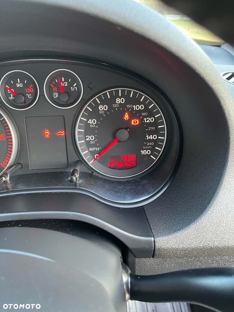 Audi A3 Sportback 1.9 TDI DPF Ambiente - 23