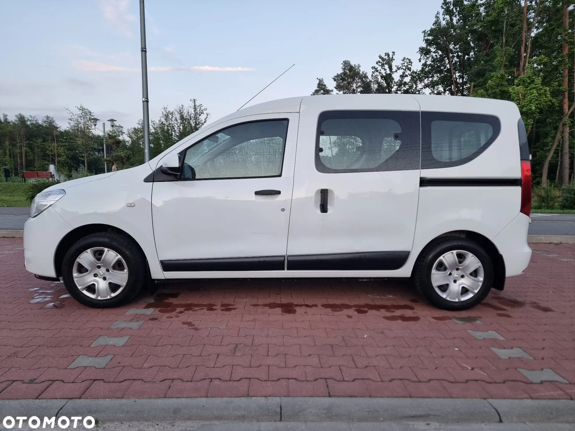 Dacia Dokker 1.6 SCe Laureate - 14